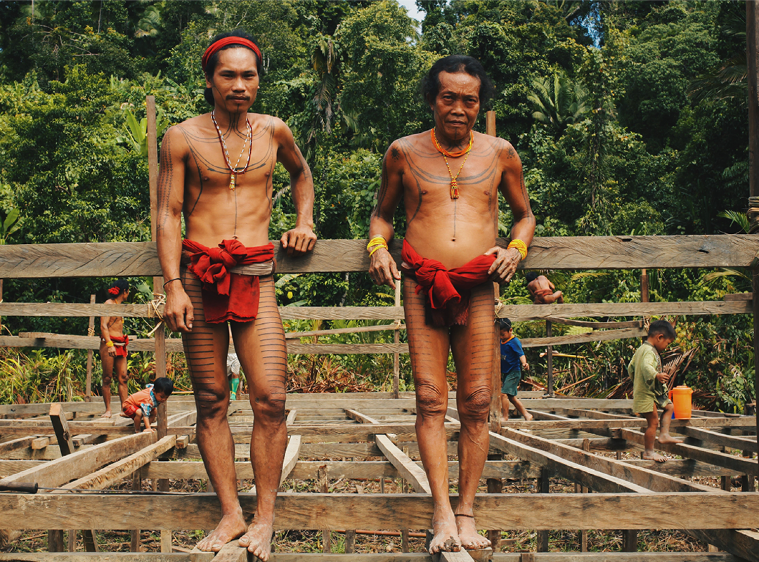 L'histoire d'Adanys et la rencontre avec les Mentawaï